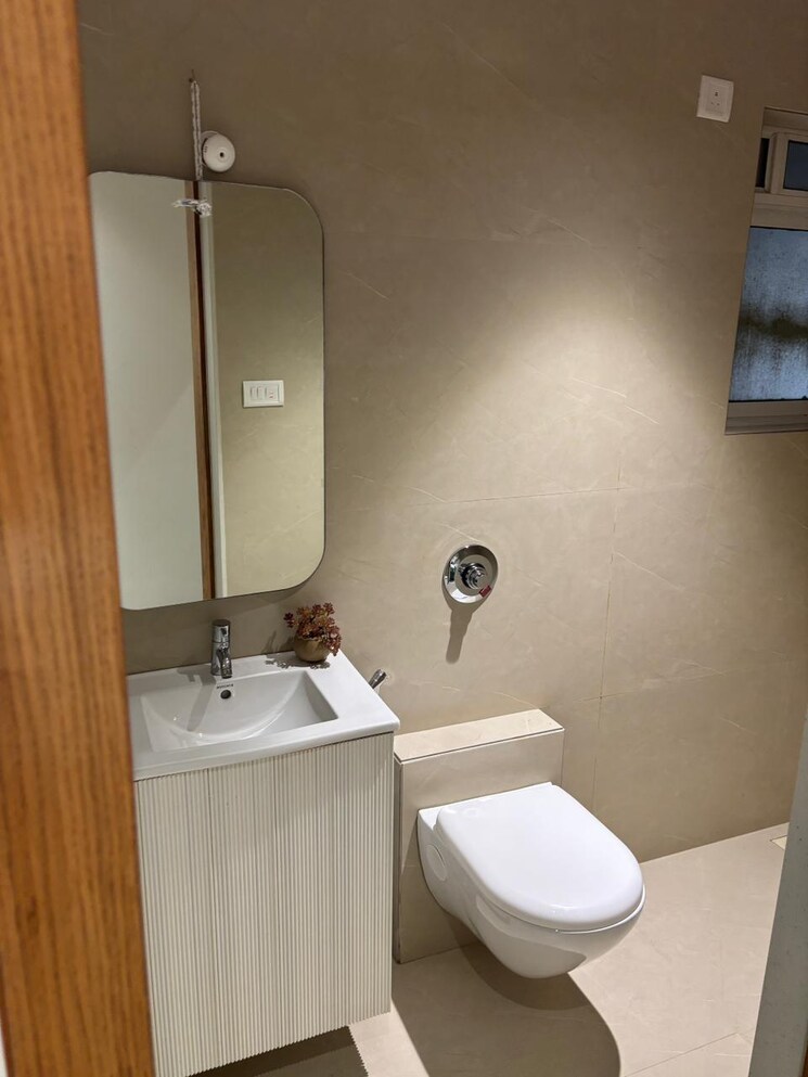 Bathroom, trishabh-greens 2.5 Bedroom 1237 Sq.Ft. Apartment In Chembur Mumbai 9016857