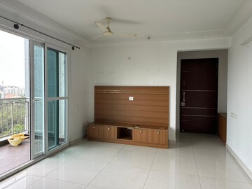 2 BHK Apartment For Rent in Brigade Cosmopolis, Whitefield