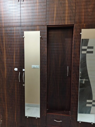 Building Lobby in 3 BHK Builder Floor at Gomti Nagar – for Rent