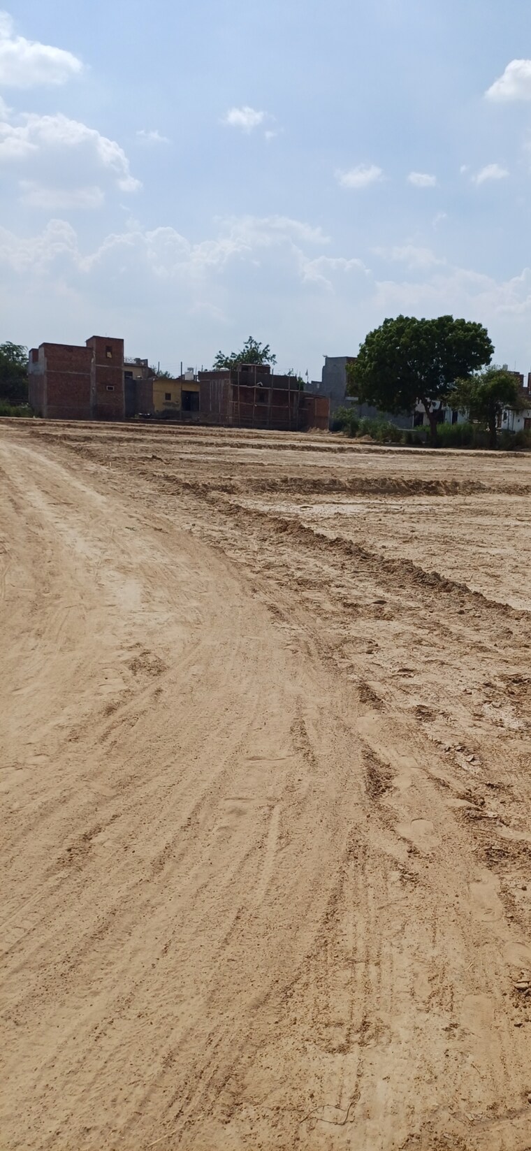 undefined, dheeraj nagar  65 Sq.Yd. Plot In Dheeraj Nagar Faridabad 9016926