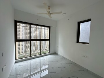 Room in 2 BHK Apartment at Raymond Ten X Habitat, Swastik Garden – for Rent