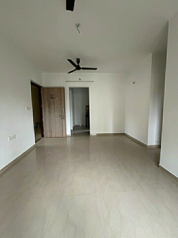 Room in 1.5 BHK Apartment at Lodha Casa Rio, Dombivli East – for Rent
