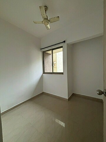 Room in 1.5 BHK Apartment at Lodha Casa Rio, Dombivli East – for Rent