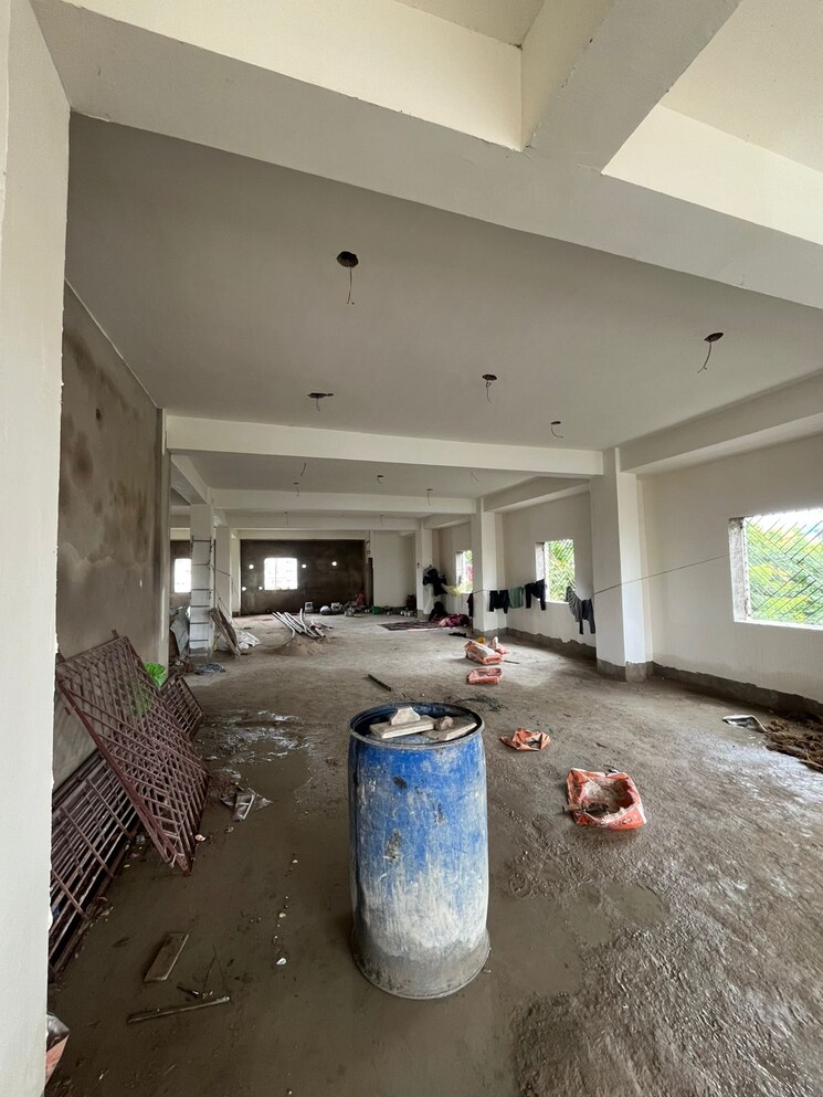  Parking, kanke Commercial Office Space 2000 Sq.Ft. In Kanke Ranchi 9016977