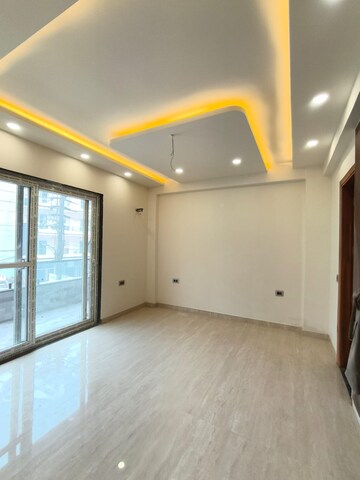 Bedroom in 4 BHK Builder Floor at Green Fields Colony – for Sale