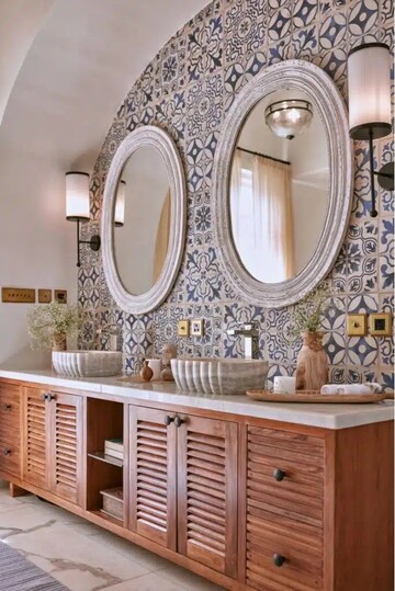 Bathroom in 5 BHK Villa at Assagao – for Sale