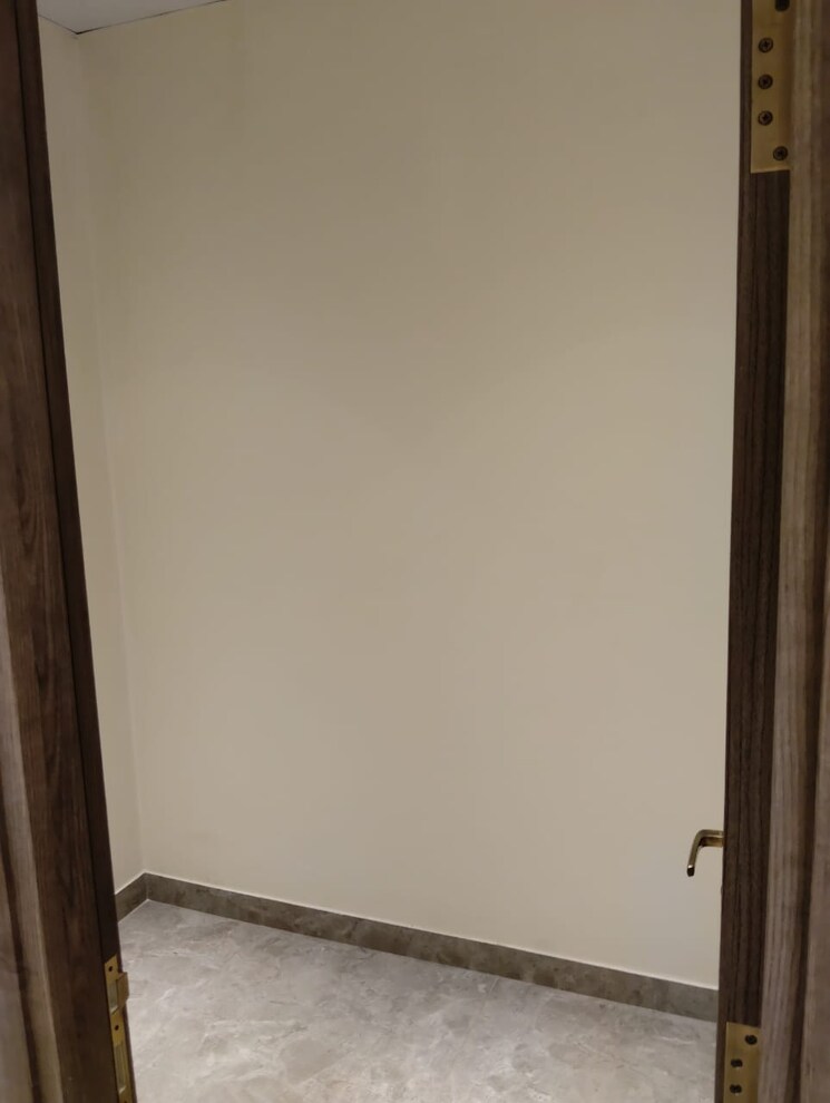 Room, sawasdee-heights 4 Bedroom 2645 Sq.Ft. Apartment In Lawrence Road Delhi 9017073