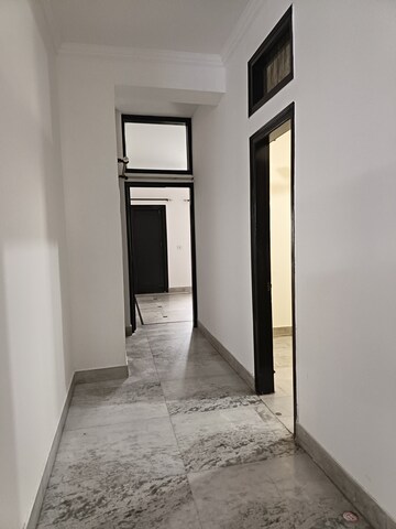 Room in 4 BHK Independent House at Sector 51 – for Rent
