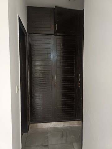 Building Lobby in 4 BHK Independent House at Sector 51 – for Rent