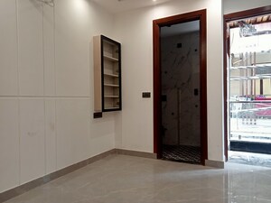 Room in 3 BHK Builder Floor at Mahavir Enclave 1 – for Sale