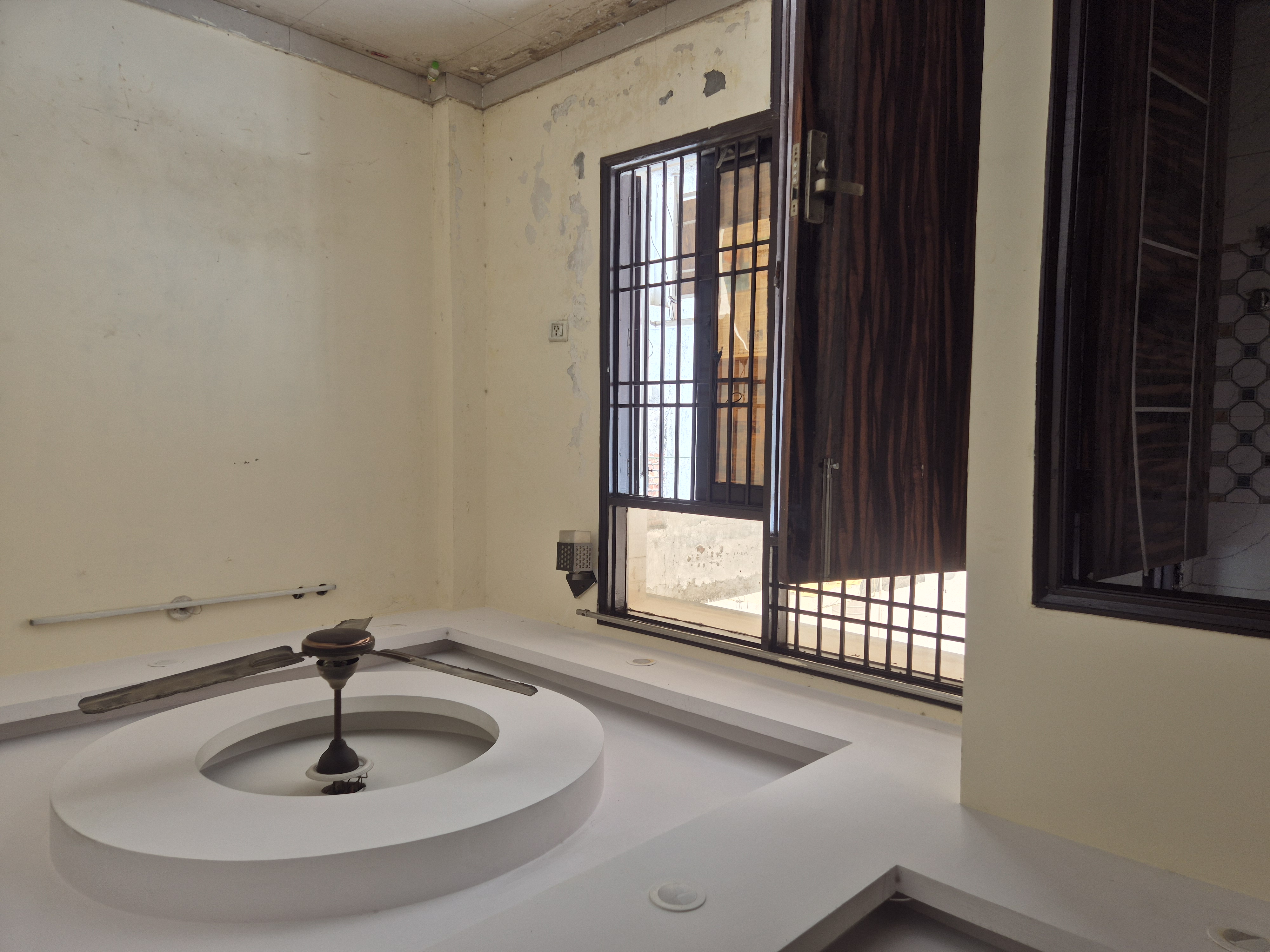 2 BHK Builder Floor For Sale in Dwarka Mor