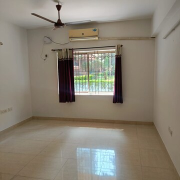 Room in 3 BHK Apartment at Jp Nagar – for Rent