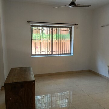 Room in 3 BHK Apartment at Jp Nagar – for Rent