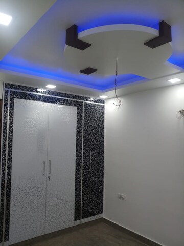 3 BHK Builder Floor For Rent in Rohini Sector 8