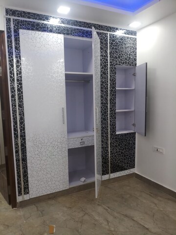 Building Lobby in 3 BHK Builder Floor at Rohini Sector 8 – for Rent
