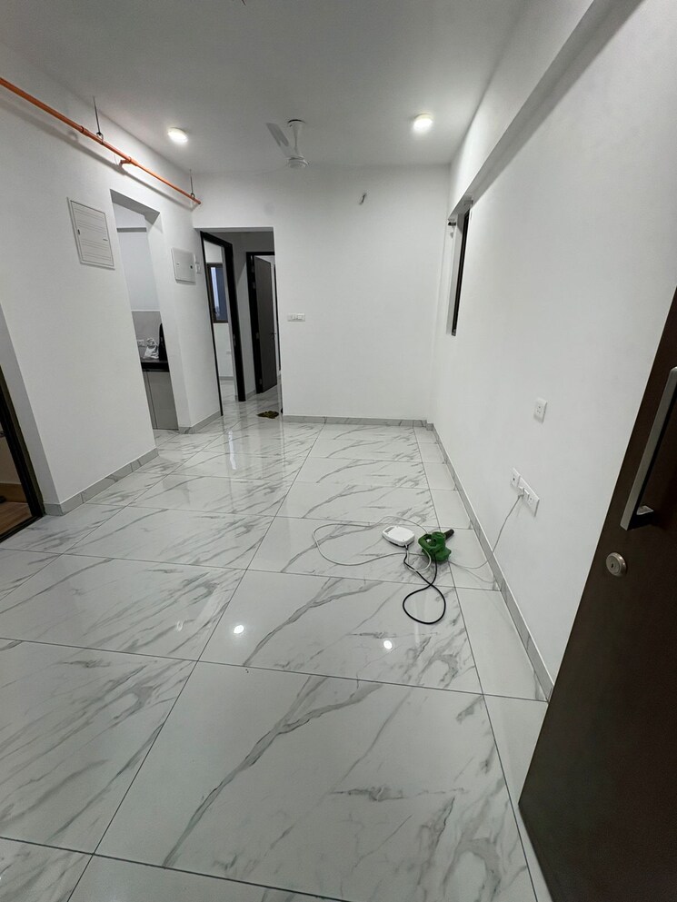 Living Room, raymond-ten-x-habitat 2 Bedroom 595 Sq.Ft. Apartment In Pokhran Road No Two Thane 9017196