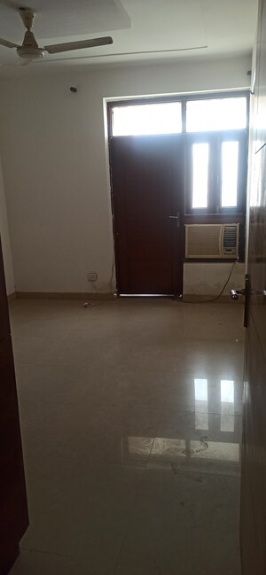 Room in 4 BHK Apartment at Anand Niketan CGHS, Sector 52 – for Sale