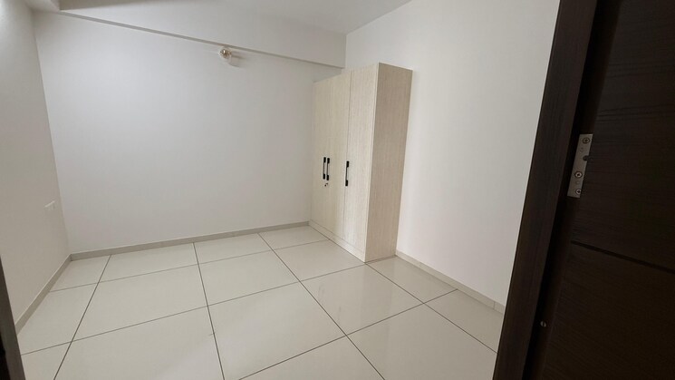 Room, edapally 3 Bedroom 1580 Sq.Ft. Apartment In Edapally Kochi 9017235