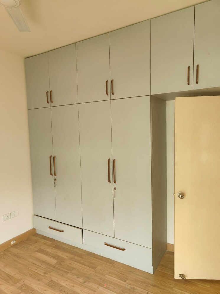 undefined, puri-vip-floors 3 Bedroom 2700 Sq.Ft. Apartment In Sector 81 Faridabad 9017273