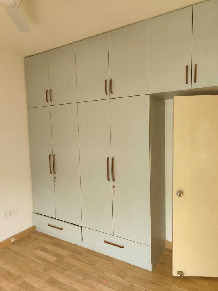 undefined, puri-vip-floors 3 Bedroom 2700 Sq.Ft. Apartment In Sector 81 Faridabad 9017273