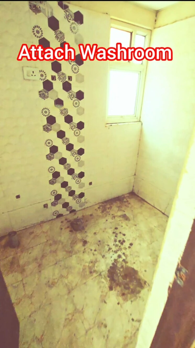 Bathroom, greenwell-society 2 Bedroom 968 Sq.Ft. Apartment In Gyan Khand I Ghaziabad 9017266