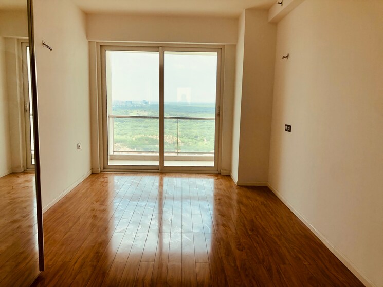 Room, dlf-the-crest 4 Bedroom 3528 Sq.Ft. Apartment In Sector 54 Gurgaon 9017279