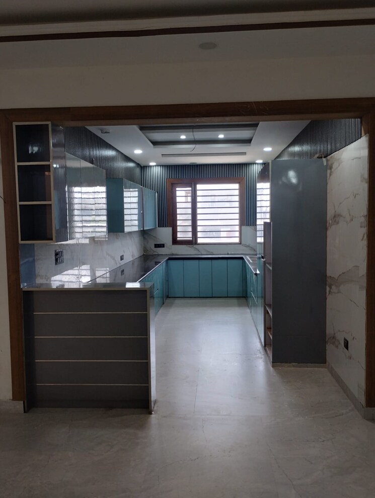 undefined, sector 21c 4 Bedroom 350 Sq.Yd. Builder Floor In Sector 21c Faridabad 9017339