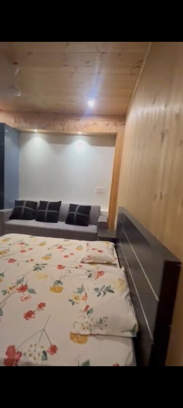 1 BHK Penthouse For Rent in Jakhan