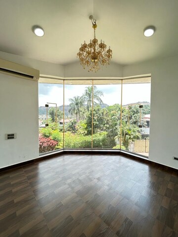 Room in 5 BHK Villa at Lonavala – for Sale