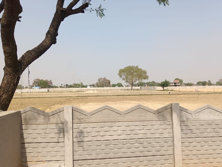 Swimming Pool, jattari  135 Sq.Yd. Plot In Jattari Aligarh 9017314