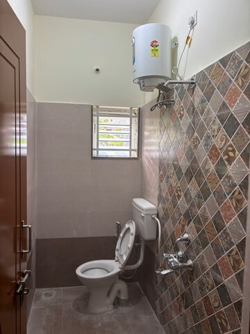 Bathroom in 2 BHK Independent House at Kothanur – for Rent