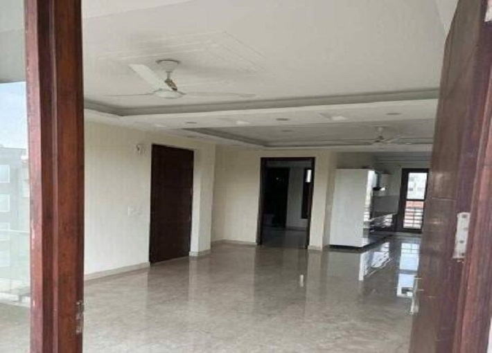 4 BHK + Servant Room Builder Floor For Sale in Sushant Lok I