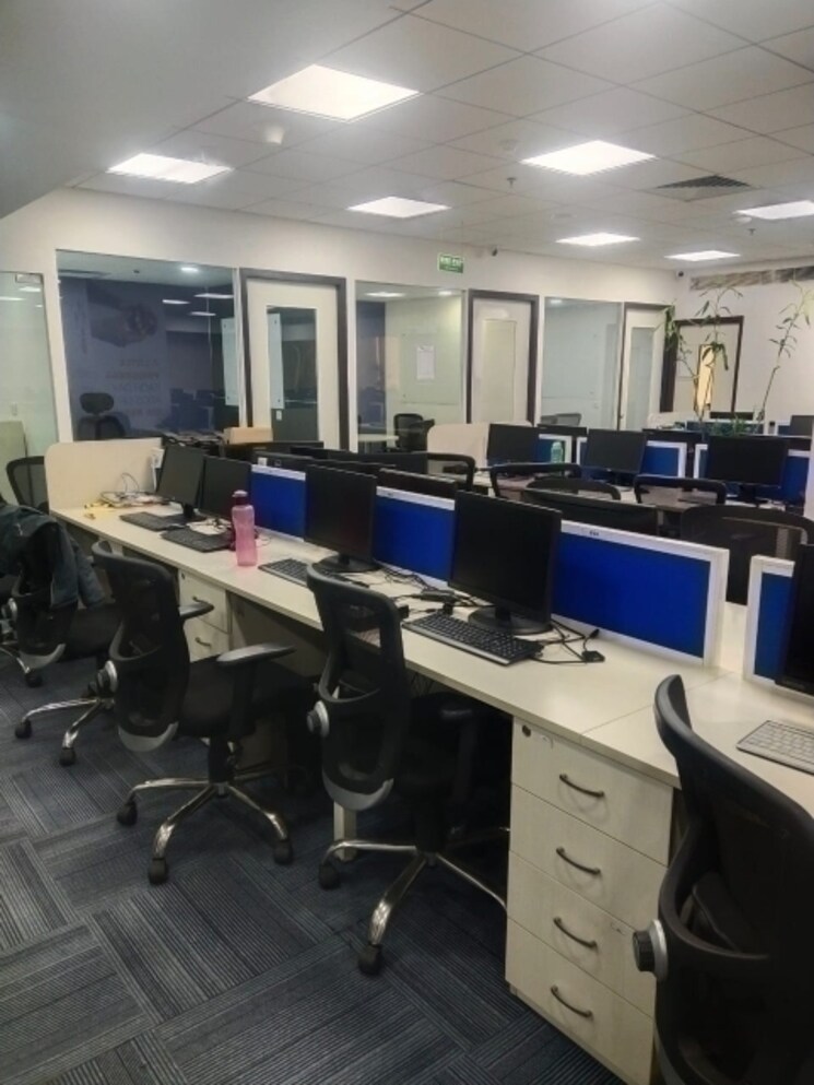 Team Area, sector 18 Commercial Office Space 3150 Sq.Ft. In Sector 18 Gurgaon 9017420