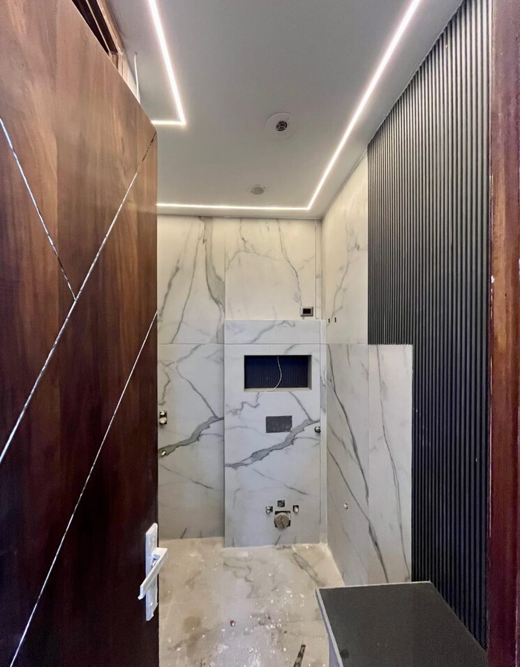 Bathroom, rohini sector 24 4 Bedroom 120 Sq.Mt. Builder Floor In Rohini Sector 24 Delhi 9017440