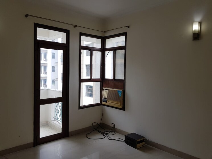 Room, ardee-city 3 Bedroom 300 Sq.Yd. Builder Floor In Sector 52 Gurgaon 9017506