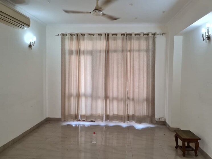 Living Room, ardee-city 3 Bedroom 300 Sq.Yd. Builder Floor In Sector 52 Gurgaon 9017506