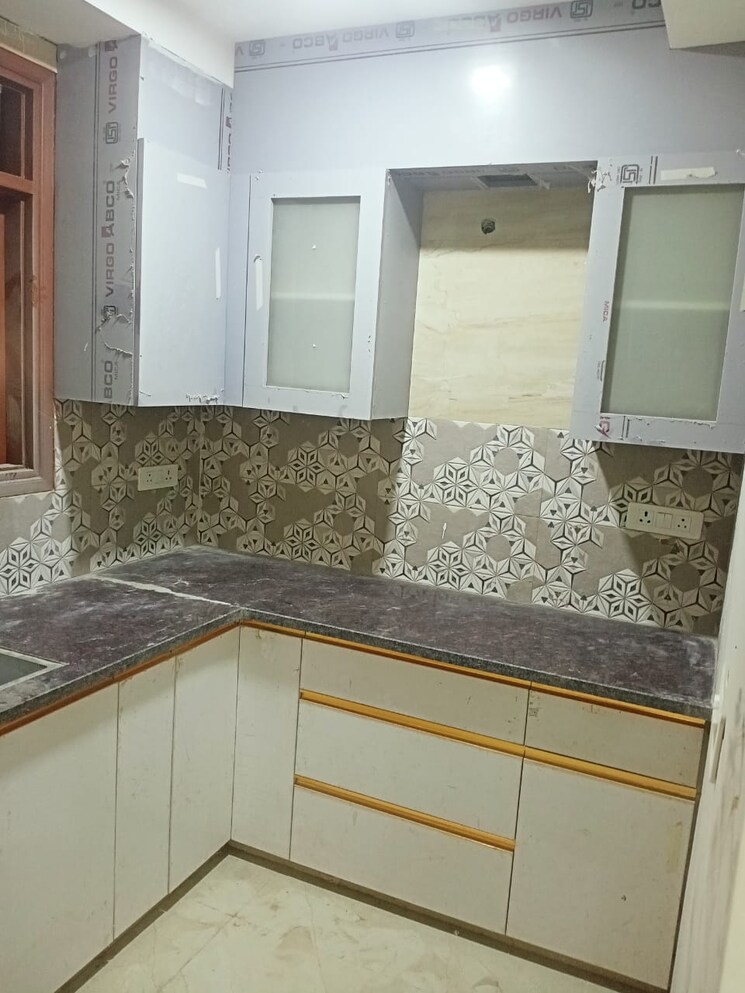 Kitchen, chattarpur 4 Bedroom 170 Sq.Yd. Builder Floor In Chattarpur Delhi 9017520