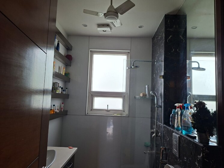 Kitchen, malibu-shopping-arcade 3 Bedroom 375 Sq.Yd. Builder Floor In Sector 47 Gurgaon 9017614