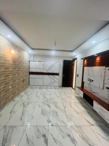 Kitchen in 3 BHK Builder Floor at Gms Road – for Sale