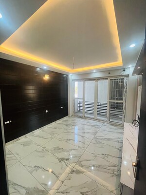 Room in 3 BHK Builder Floor at Gms Road – for Sale