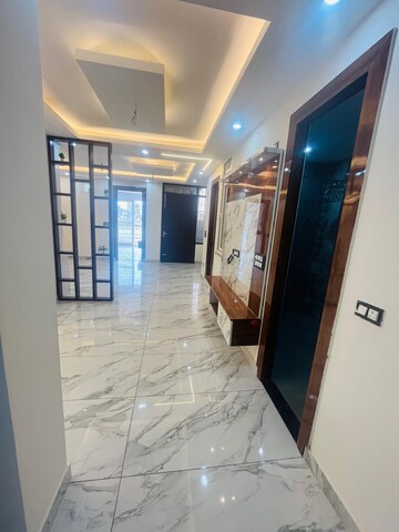 Building Lobby in 3 BHK Builder Floor at Gms Road – for Sale