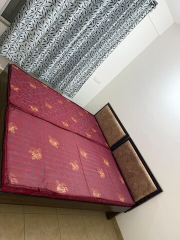Master Bedroom in 3 BHK Apartment at International Airport Road – for Rent