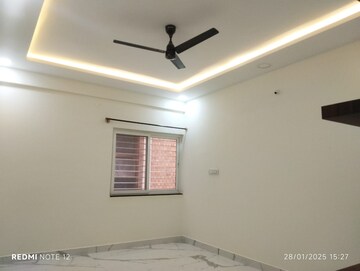Room in 2 BHK Builder Floor at Hsr Layout – for Rent