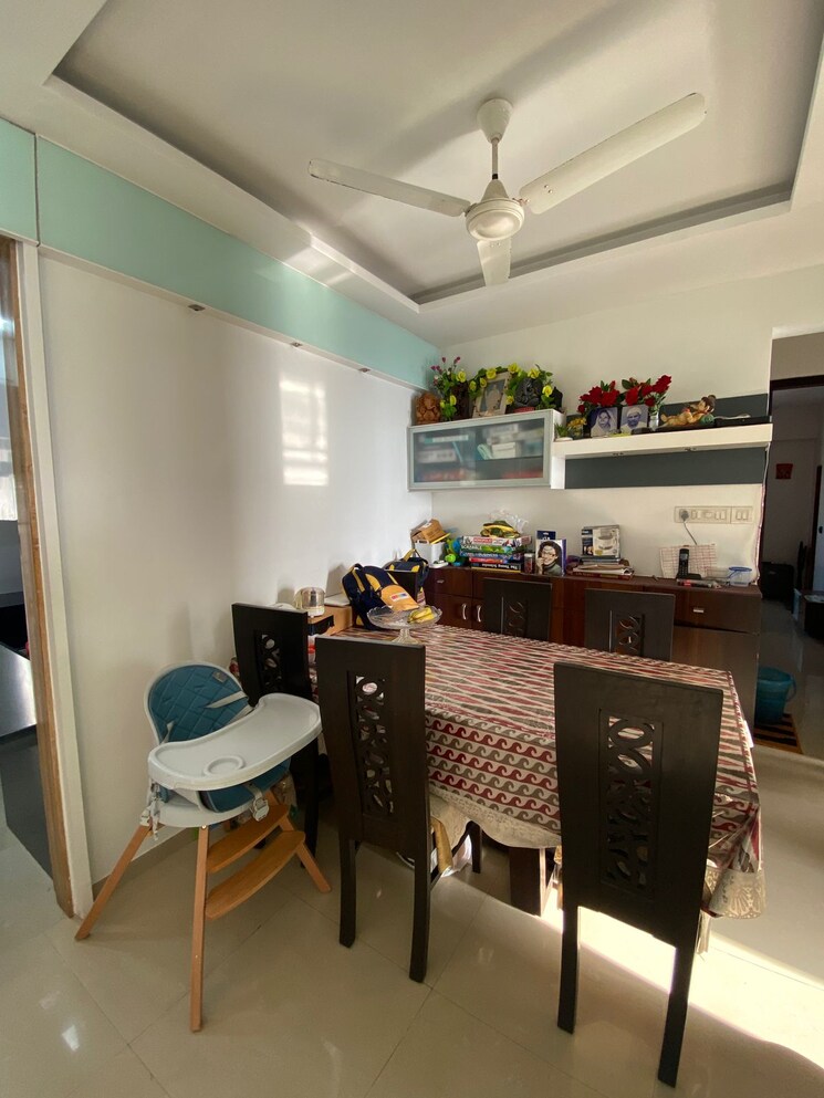 Team Area, rustomjee-elanza 2 Bedroom 825 Sq.Ft. Apartment In Malad West Mumbai 9017654