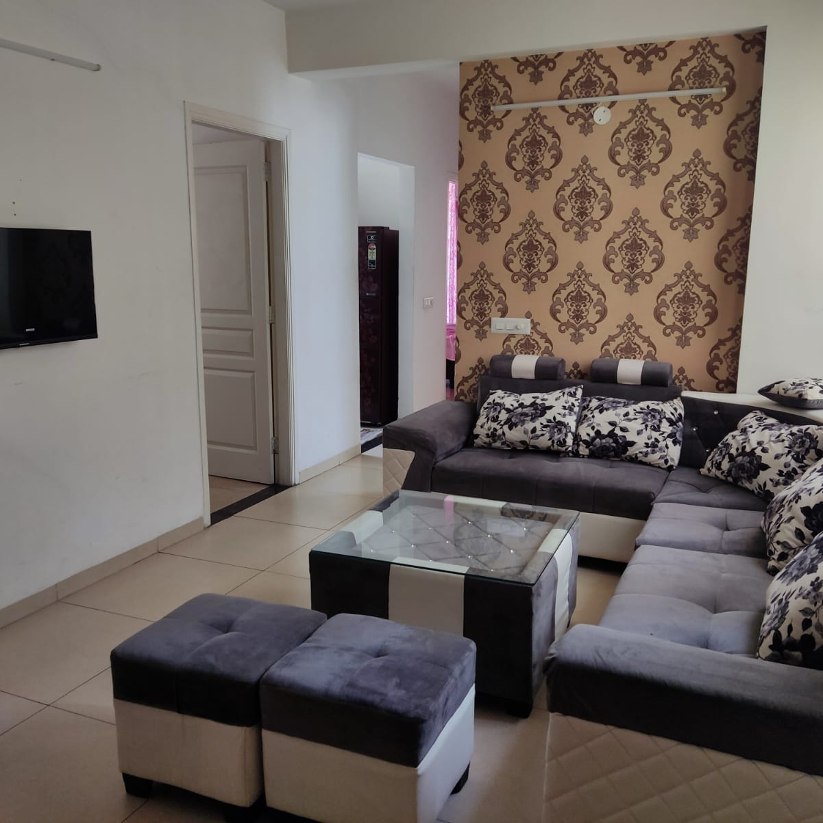 3 BHK + Pooja Room Apartment For Rent in Sushma Joynest Moh1