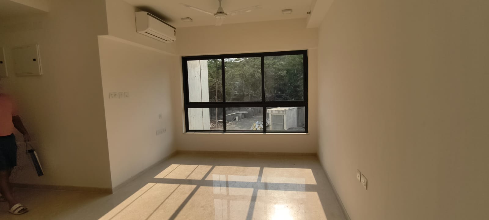 2 BHK Apartment For Rent in Shapoorji Pallonji Vicinia