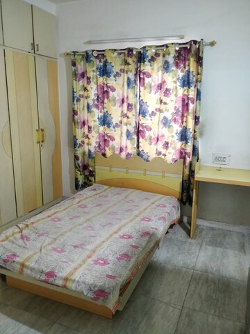 Bedroom in 2 BHK Apartment at Thaltej – for Rent