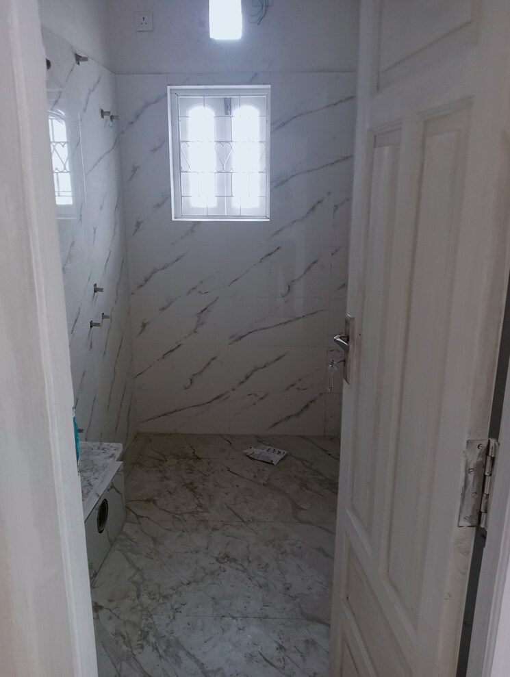 Bathroom, salt lake city 3 Bedroom 3000 Sq.Ft. Villa In Salt Lake City Kolkata 9017655