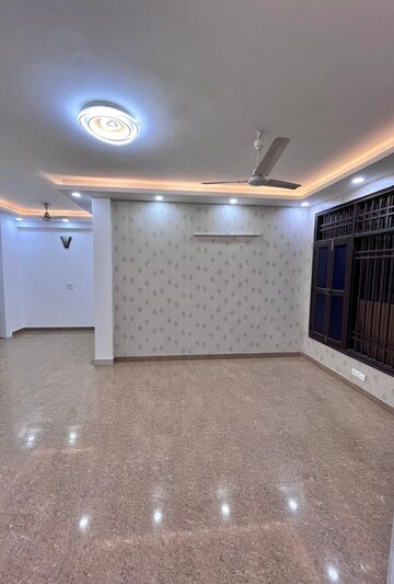 Room in 3 BHK Apartment at Ansal Plaza Gurgaon, Palam Vihar – for Rent