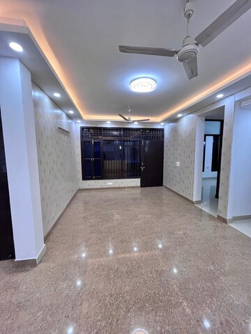 Room in 3 BHK Apartment at Ansal Plaza Gurgaon, Palam Vihar – for Rent